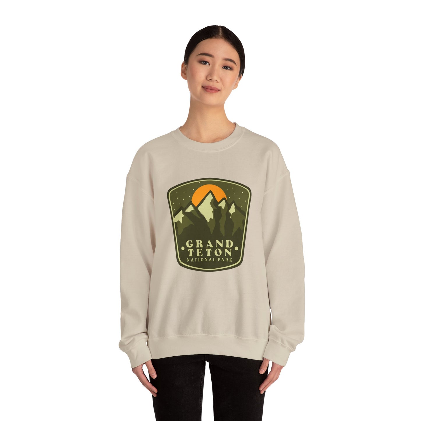 Grand Teton Mountains badge Sweatshirt | National Park retro patch