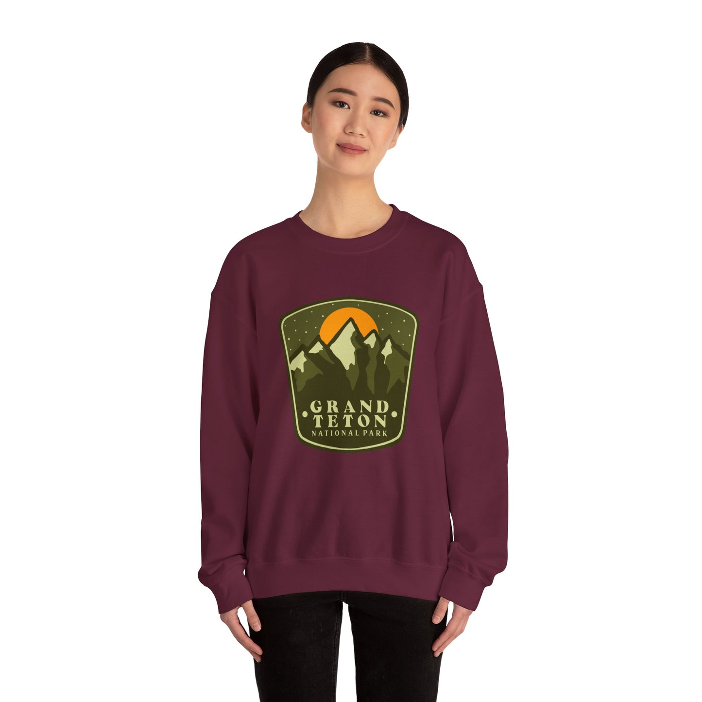Grand Teton Mountains badge Sweatshirt | National Park retro patch