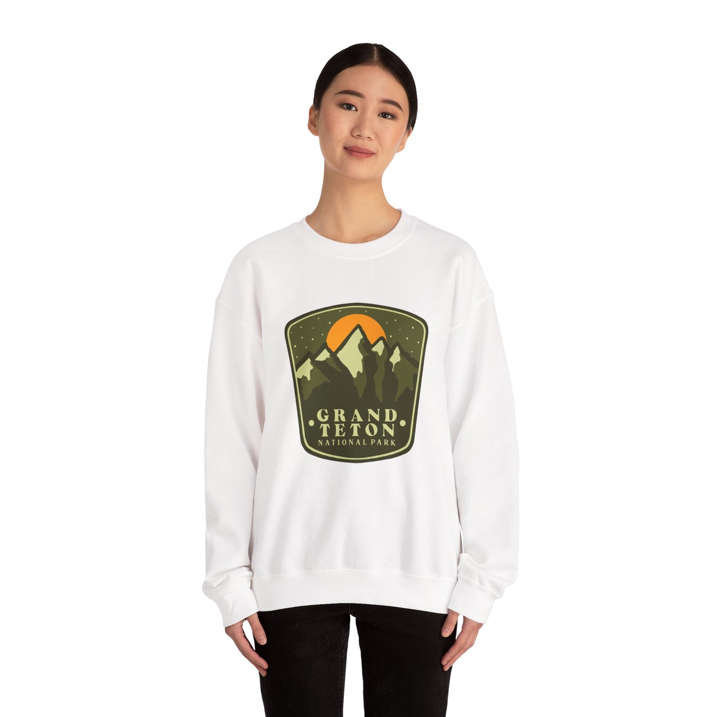 Grand Teton Mountains badge Sweatshirt | National Park retro patch
